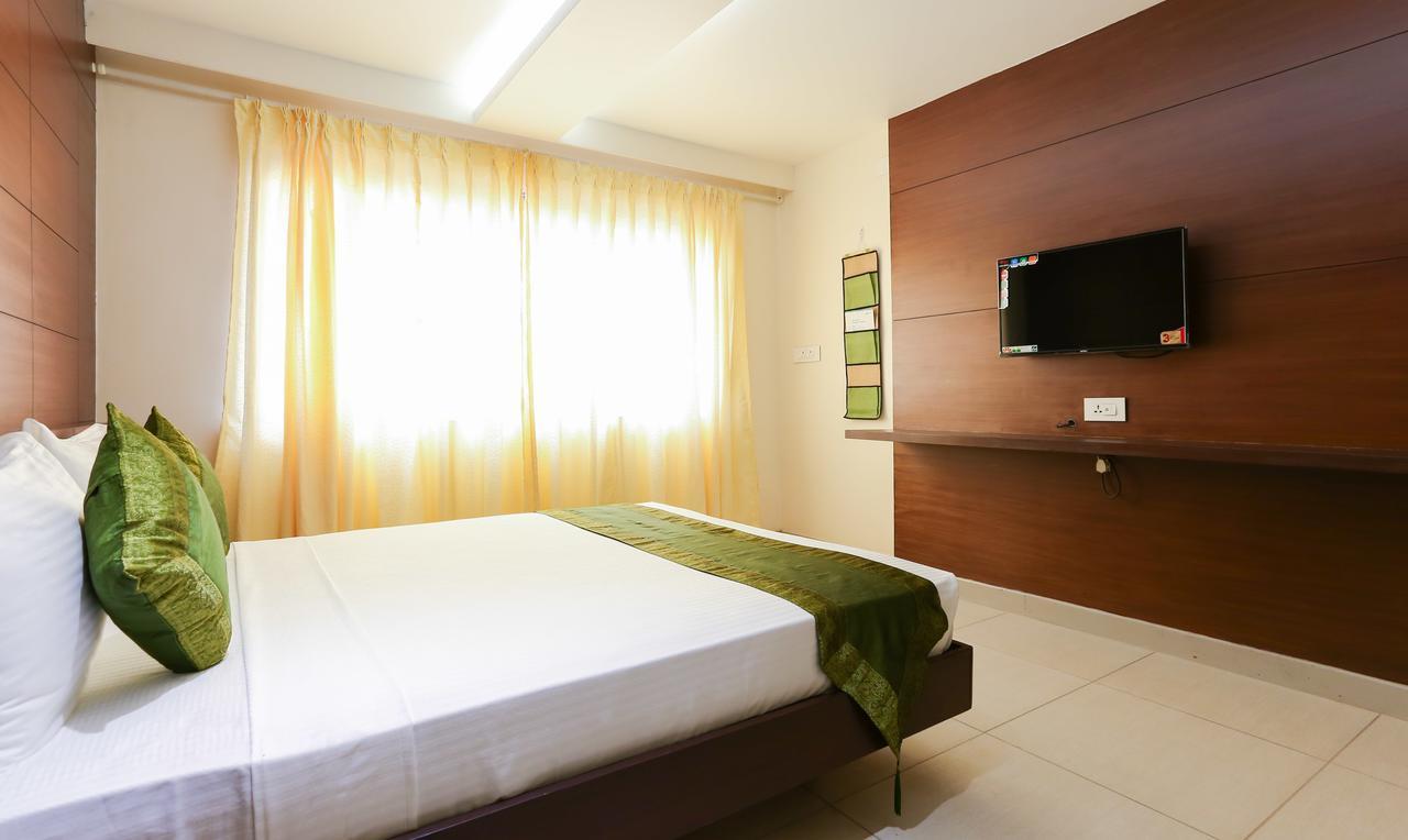 Treebo Trend Vijaya Grand Hotell Udupi Eksteriør bilde