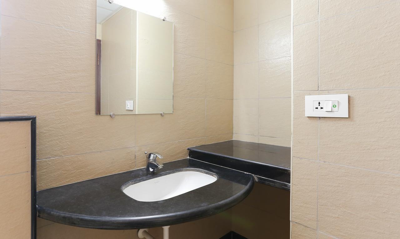 Treebo Trend Vijaya Grand Hotell Udupi Eksteriør bilde