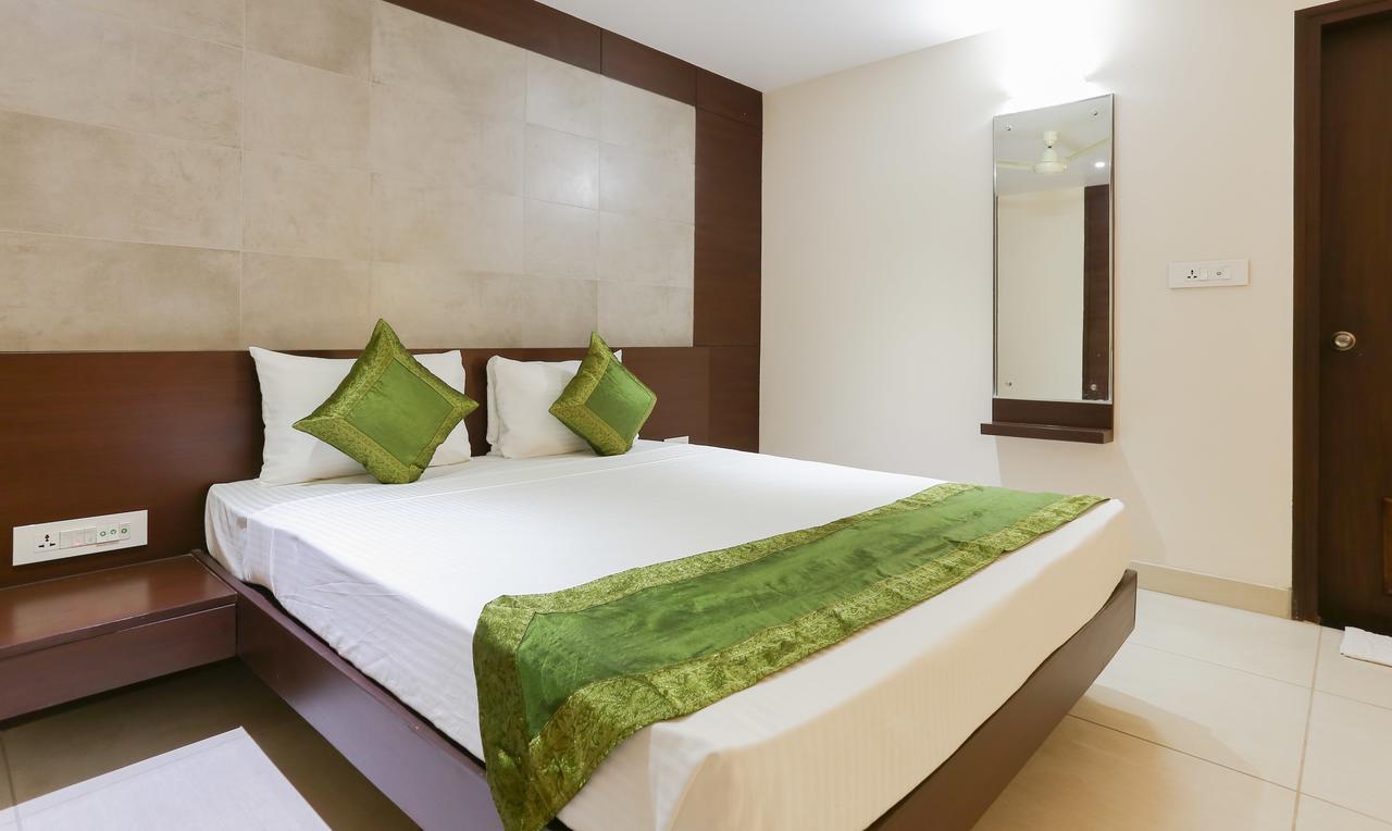 Treebo Trend Vijaya Grand Hotell Udupi Eksteriør bilde