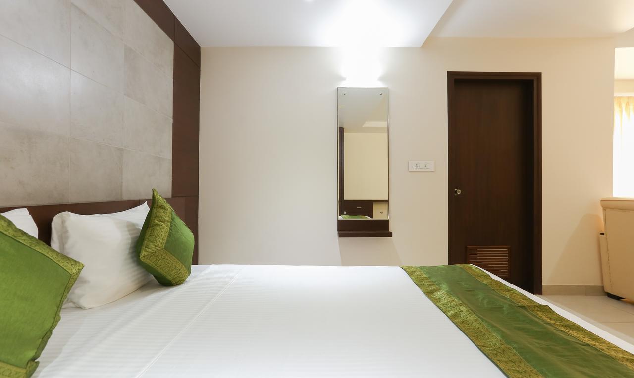 Treebo Trend Vijaya Grand Hotell Udupi Eksteriør bilde